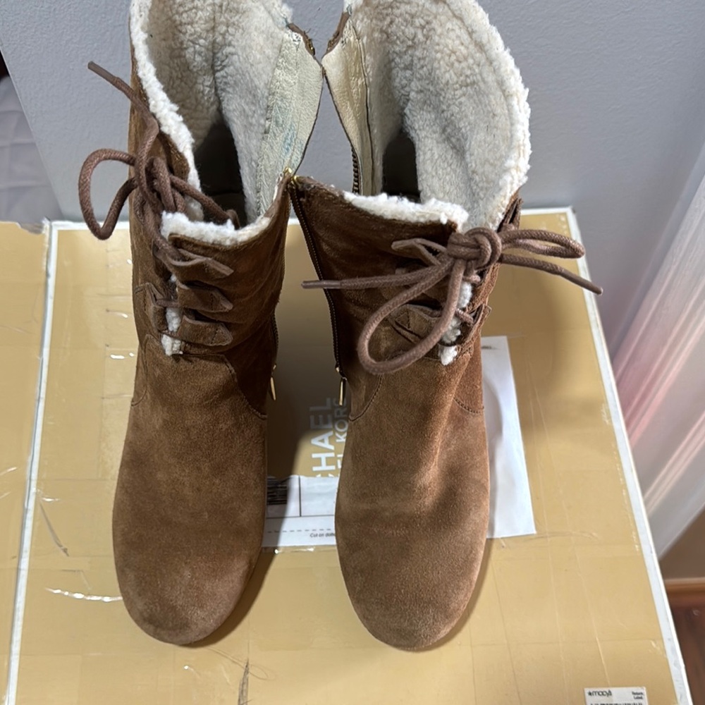 Brown Suede Women's Boots